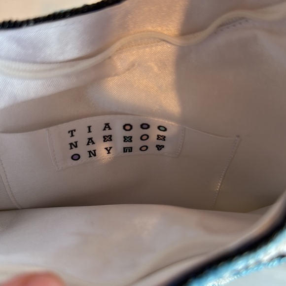 Tiana NY Beaded French Bulldog Bag NWT - Picture 3 of 6